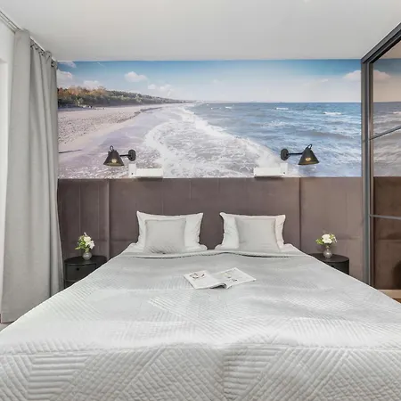 In Center With Balcony, Parking And Air Conditioning By Renters * Gdańsk