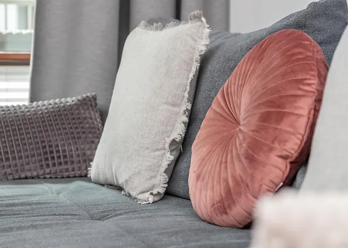 In Center With Balcony, Parking And Air Conditioning By Renters דירה גדנסק