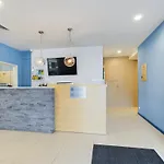 In Center With Balcony, Parking And Air Conditioning By Renters * Gdansk